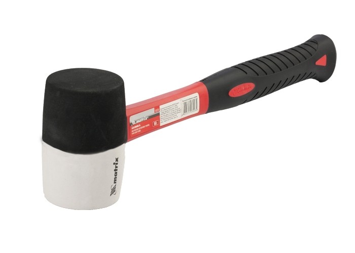 Киянка резиновая, 450 г, черно-белая резина, фибергласовая рукоятка Matrix (11171)