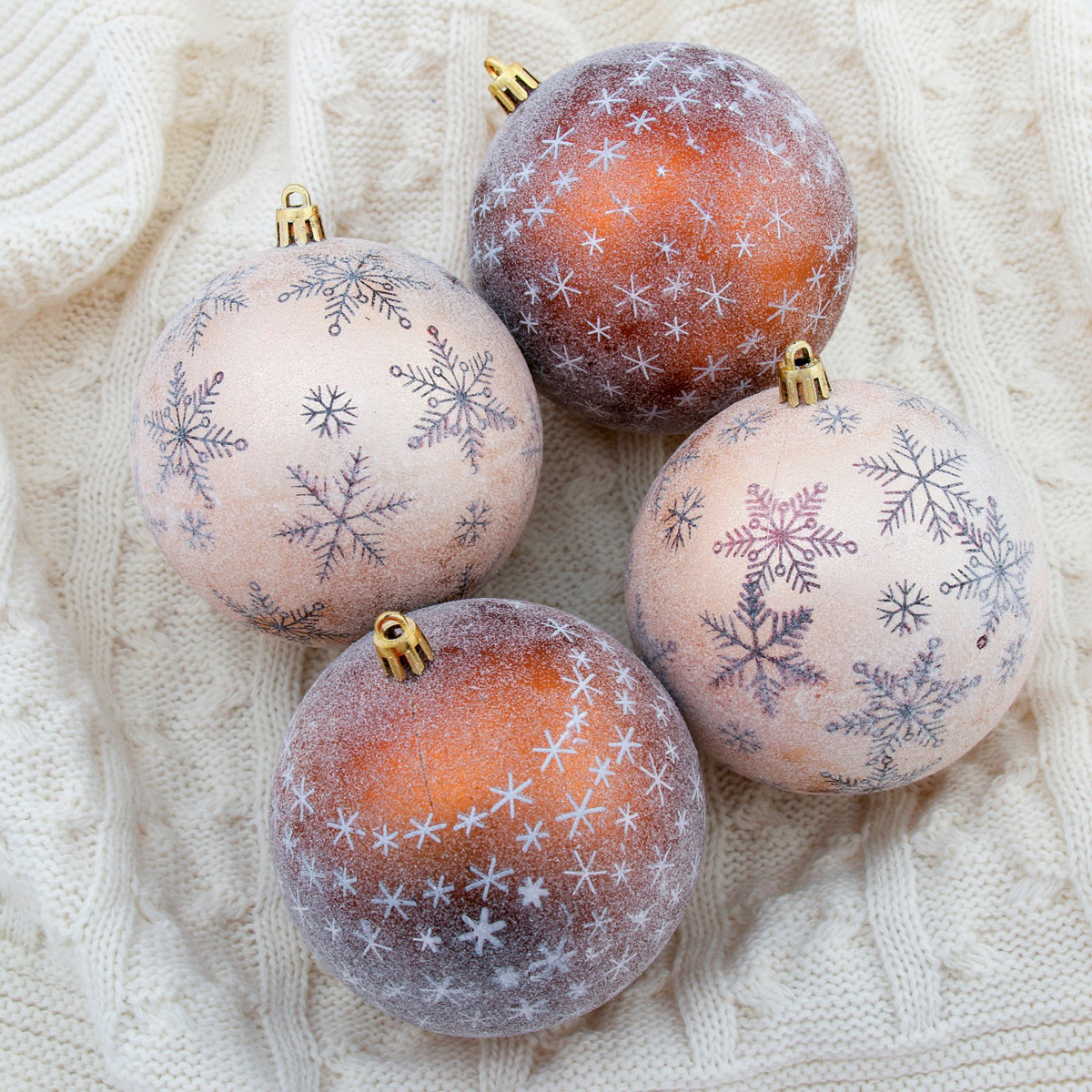 Шары новогодние d-10 см (набор 4 шт.) "морозное утро" коричневый "зимнее волшебство" 4250864