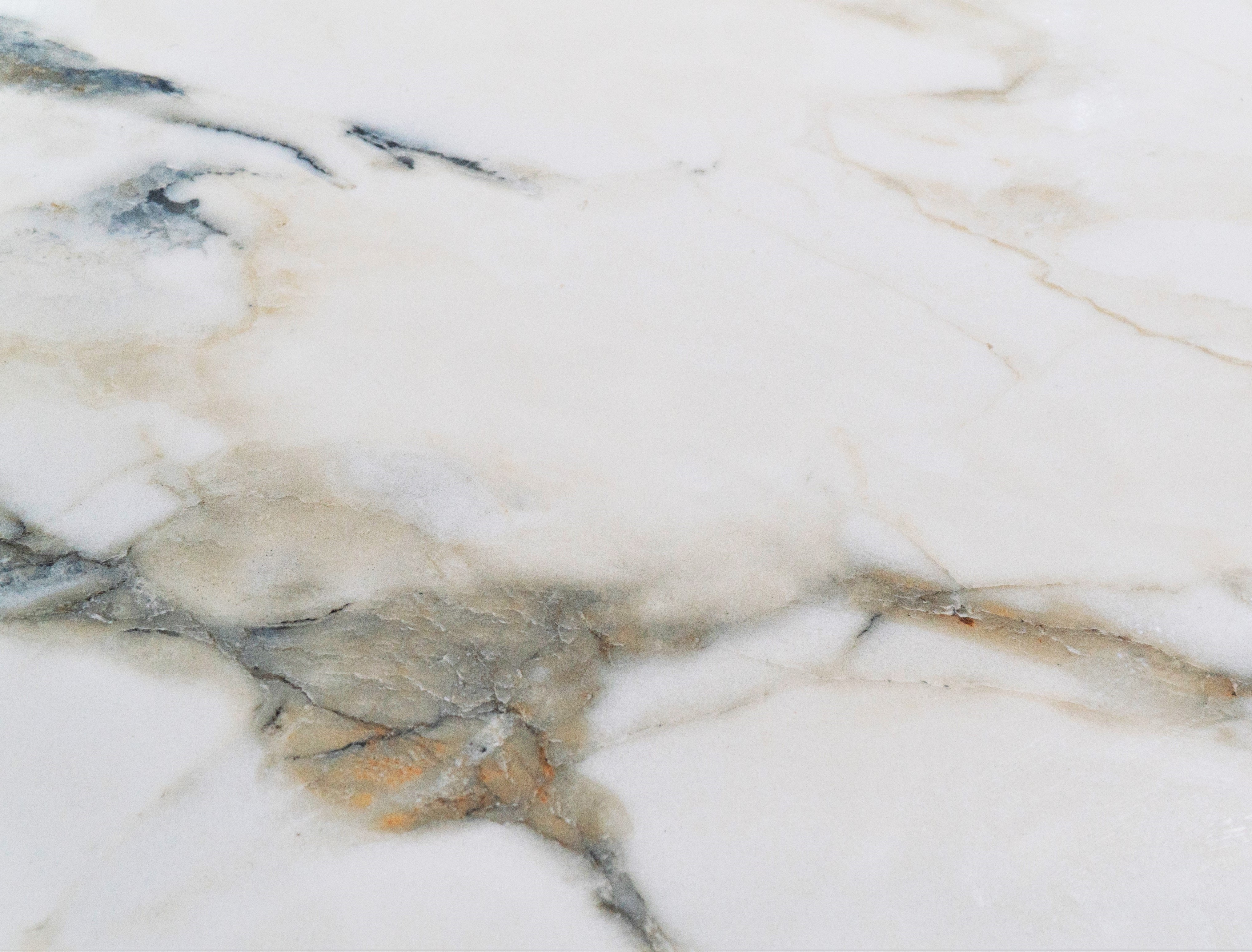 Calacatta bronze керамогранит белый полированный 60x120