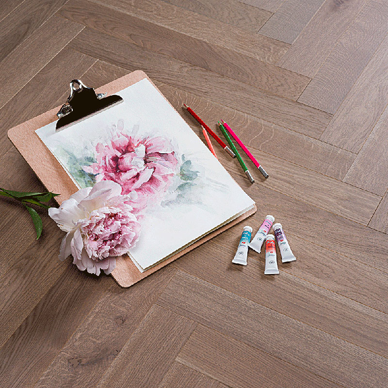 Coswick Английская ёлка 3-х слойная T&G шип-паз (90°) 1174-1567 Серый шпинель (Порода: Дуб)