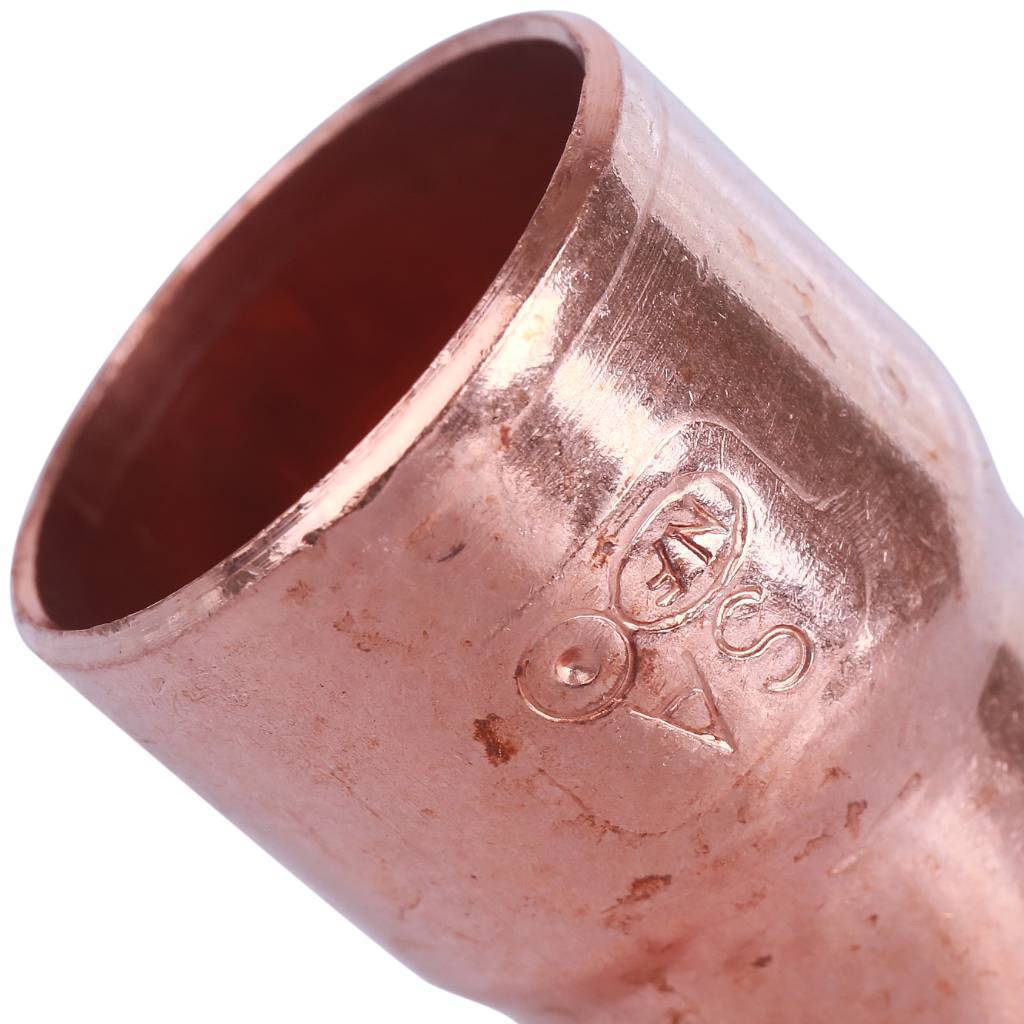 Отвод однораструбный 28 мм / 45° под пайку медный SANHA 1504028