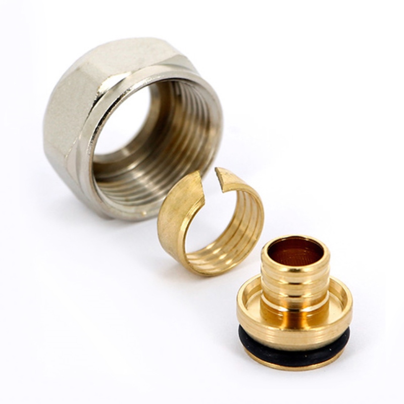 Соединитель обжим-В 16 (2.0) х 3/4" EK для полиэтиленовых труб UNI-FITT