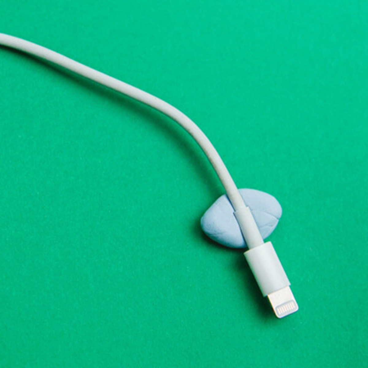 Клейкая масса "blu tack" 0,05 кг (12) "bostik"