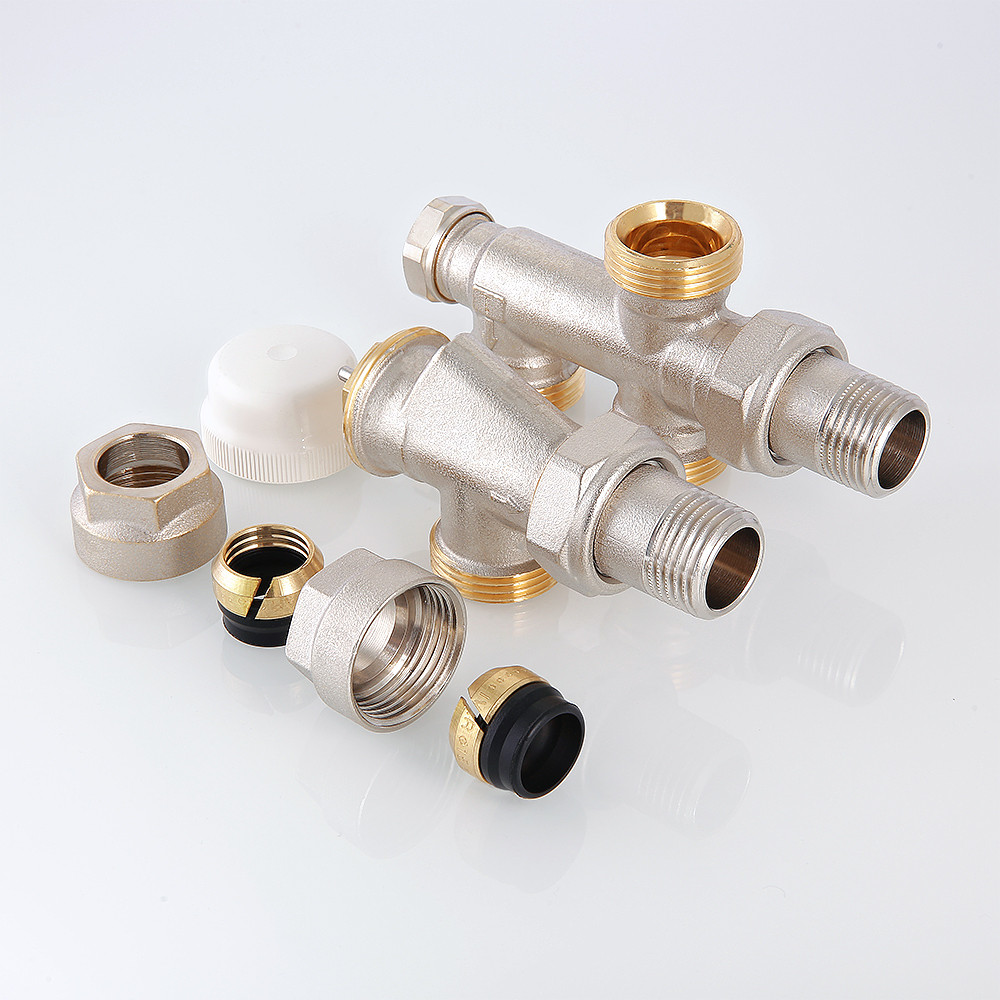 Узел регулирующий угловой НР 1/2" х 100 % х 3/4 ЕК для подключения радиатора VALTEC