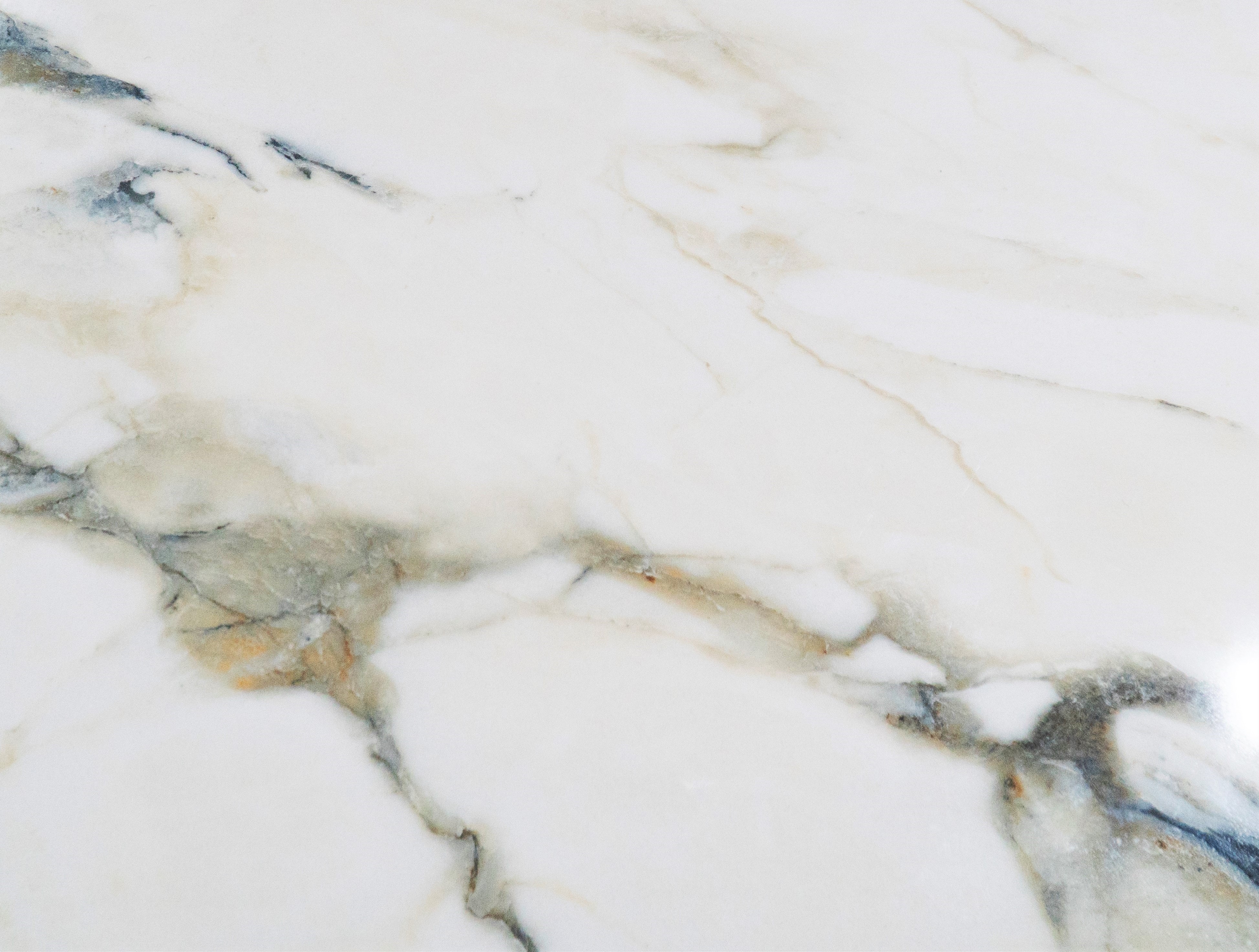 Calacatta bronze керамогранит белый полированный 60x120