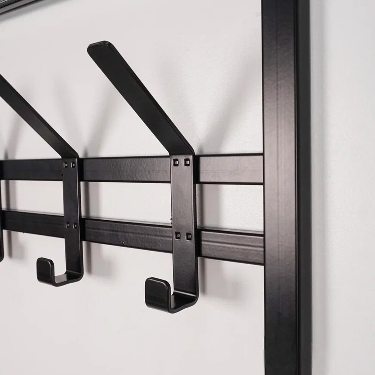 Вешалка настенная с полкой 2-х ярусная "торонто 22" (9 крючков) 670*270*585 мм черный (1) вспт22 ч