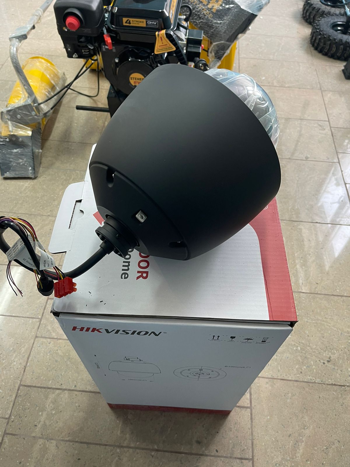 Поворотная IP-камера Hikvision DS-2DE5232W-AE (T5) Черная (RAL 9005)