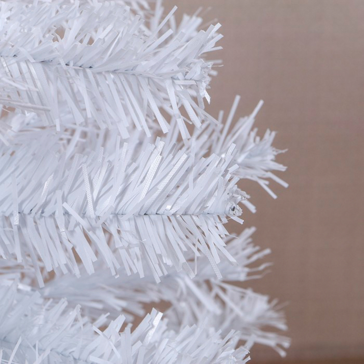 Ель декор. 60 см, 60 веток (белая) "зимнее волшебство" 703632