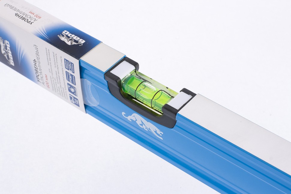 Уровень алюминиевый, 600 мм, профиль 1.6 мм, фрезерованный, ударопрочные заглушки, 3 глазка Барс (34422)