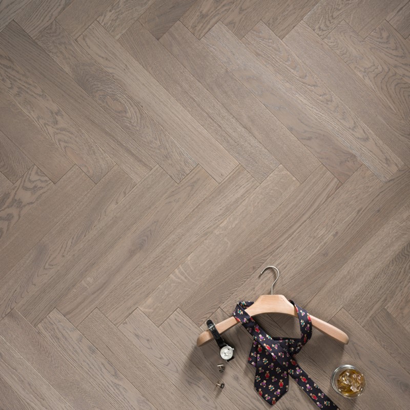 Coswick Английская ёлка 3-х слойная T&G шип-паз (90°) 1171-3215 Шамбор (Порода: Дуб)