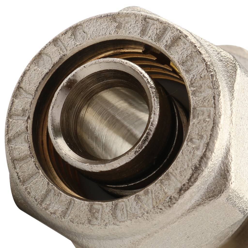 Обжимная муфта НР 16 х 3/4" TIEMME для металлопластиковых труб