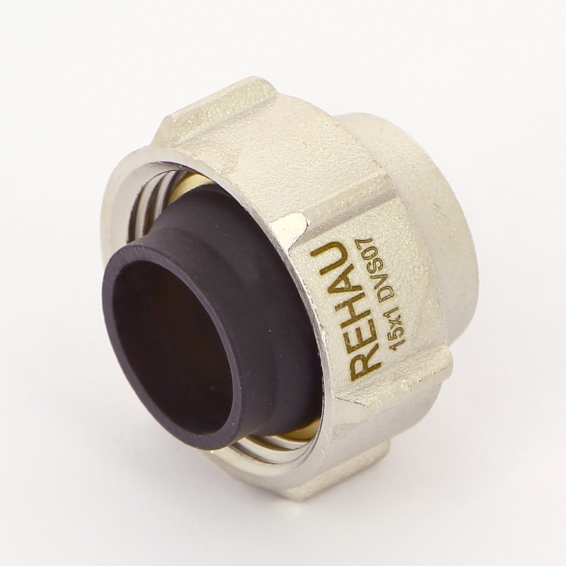 Соединитель для радиаторов обжим 15 х 3/4" REHAU