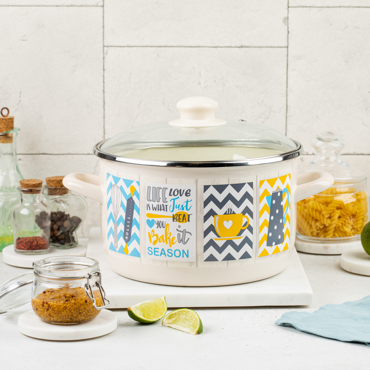 Кастрюля эмалиров. "кантри" 5 л, 22 см стекл. крышка (1/4) "metrot"