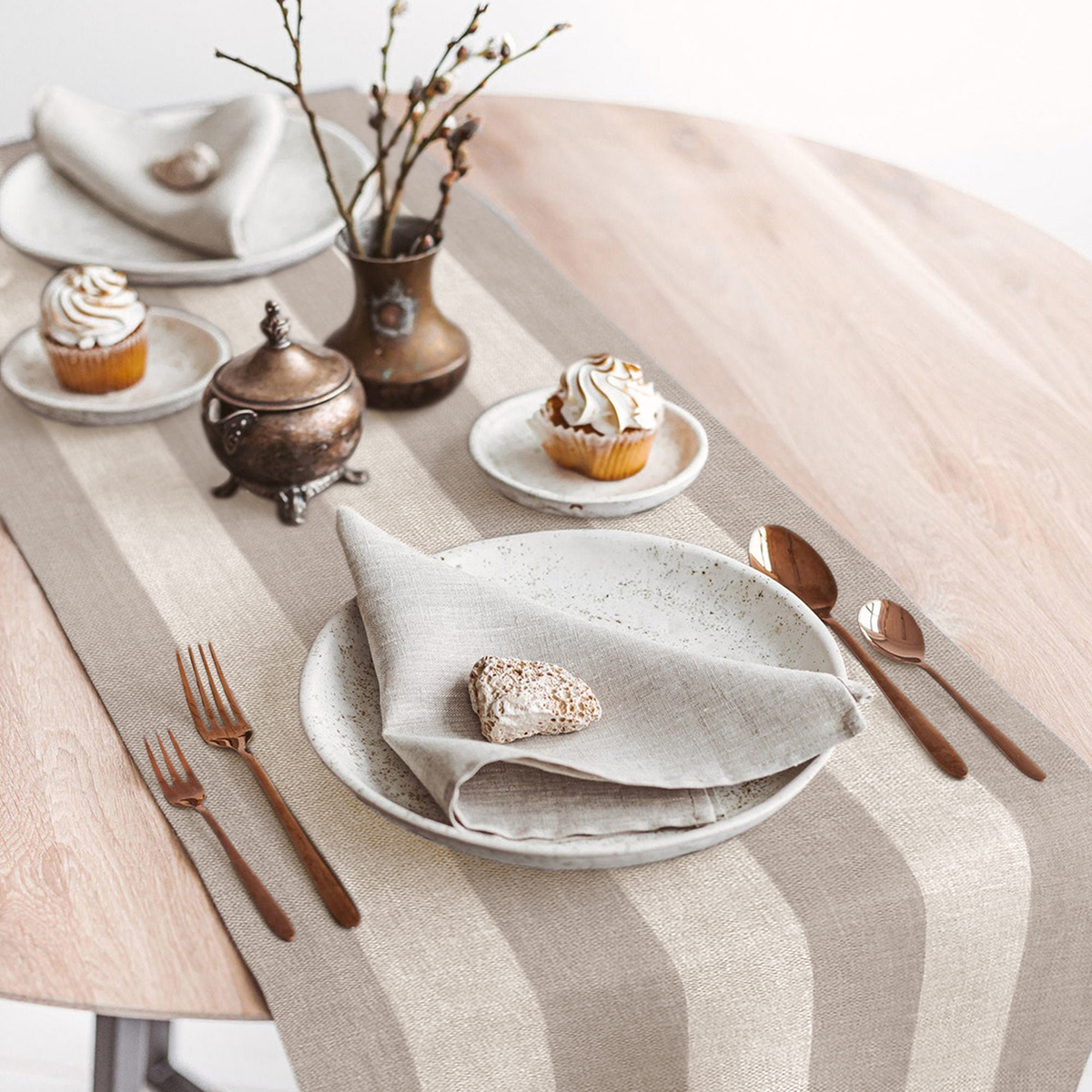 Дорожка сервировочная "волшебная ночь" 40*140 см (экрю-зебра)