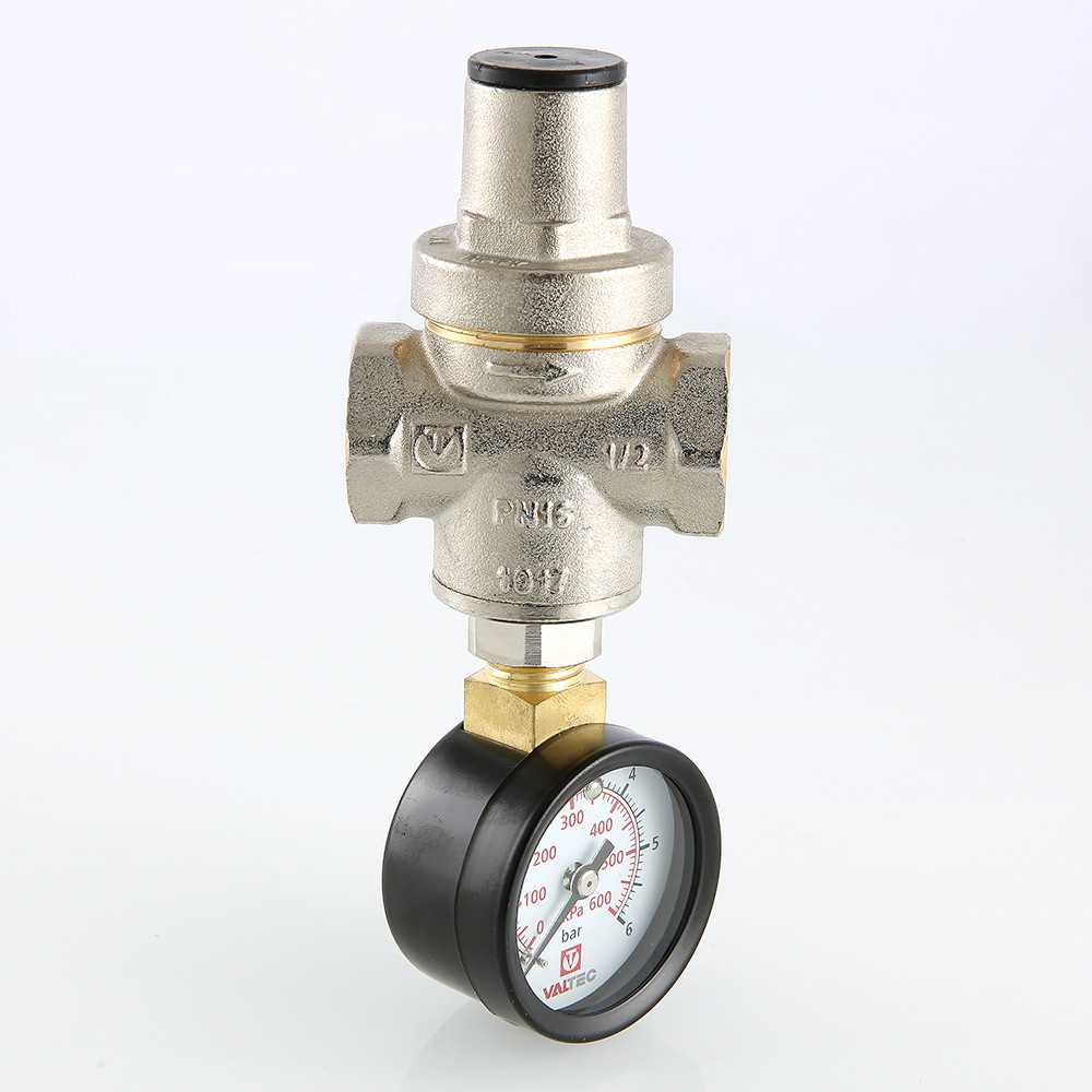 Редуктор давления 1 1/2" ВВ поршневой с манометром VALTEC