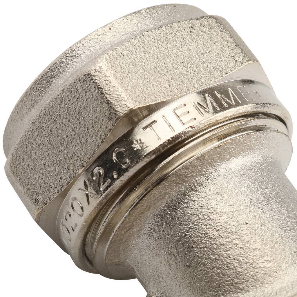 Угол настенный с креплением 20 х 1/2'' ВР обжим TIEMME для металлопласта