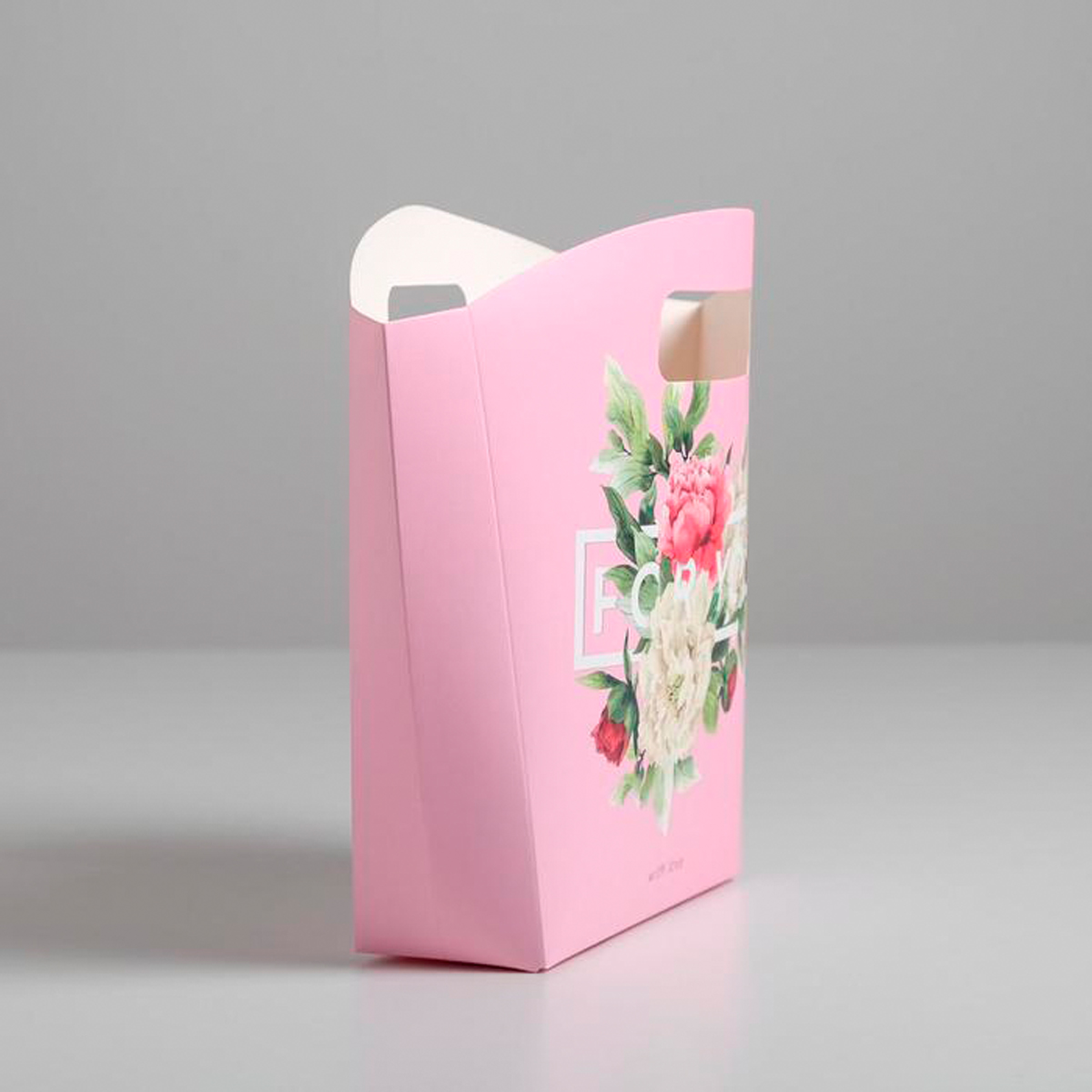 Пакет подарочный "with love" 23*22*6 см (1/600) "дарите счастье" 5219717