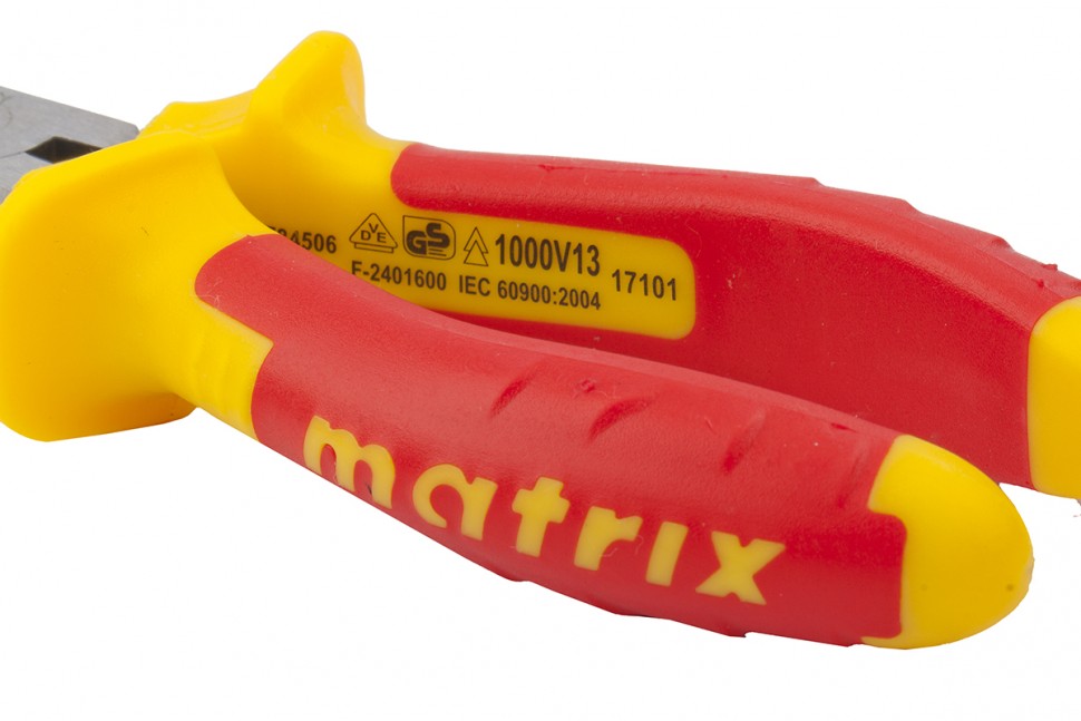 Длинногубцы прямые Insulated, 160 мм, двухкомпонентные рукоятки Matrix Professional (17101)
