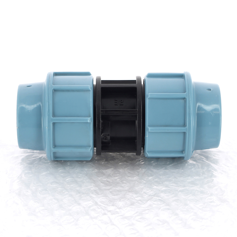 Муфта 32 мм под обжим для труб ПНД UNIDELTA