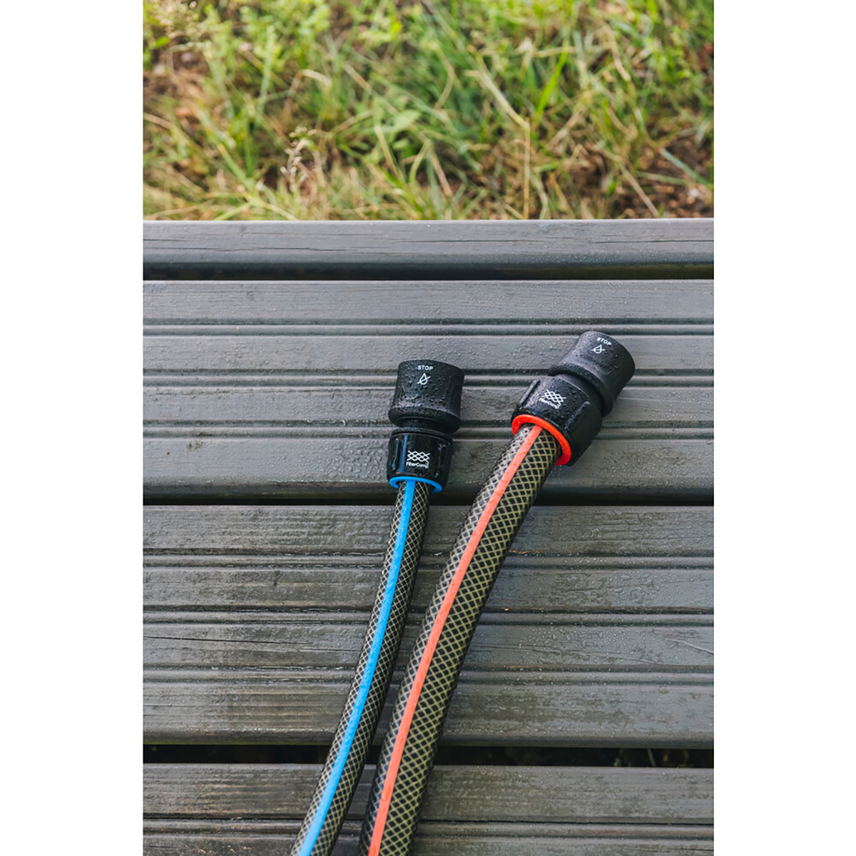 Коннектор для шлангов 3/4” c автостопом  "fibercomp" (1/8) "fiskars" 1054790