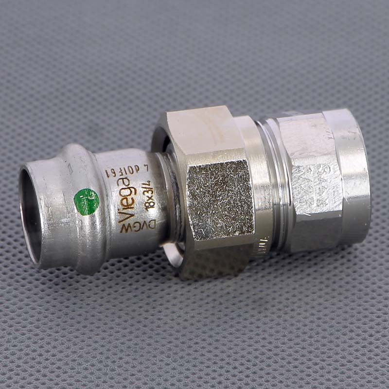 Муфта пресс-В разъёмная 18x3/4" с плоской прокладкой нержавеющая сталь Sanpress Inox VIEGA