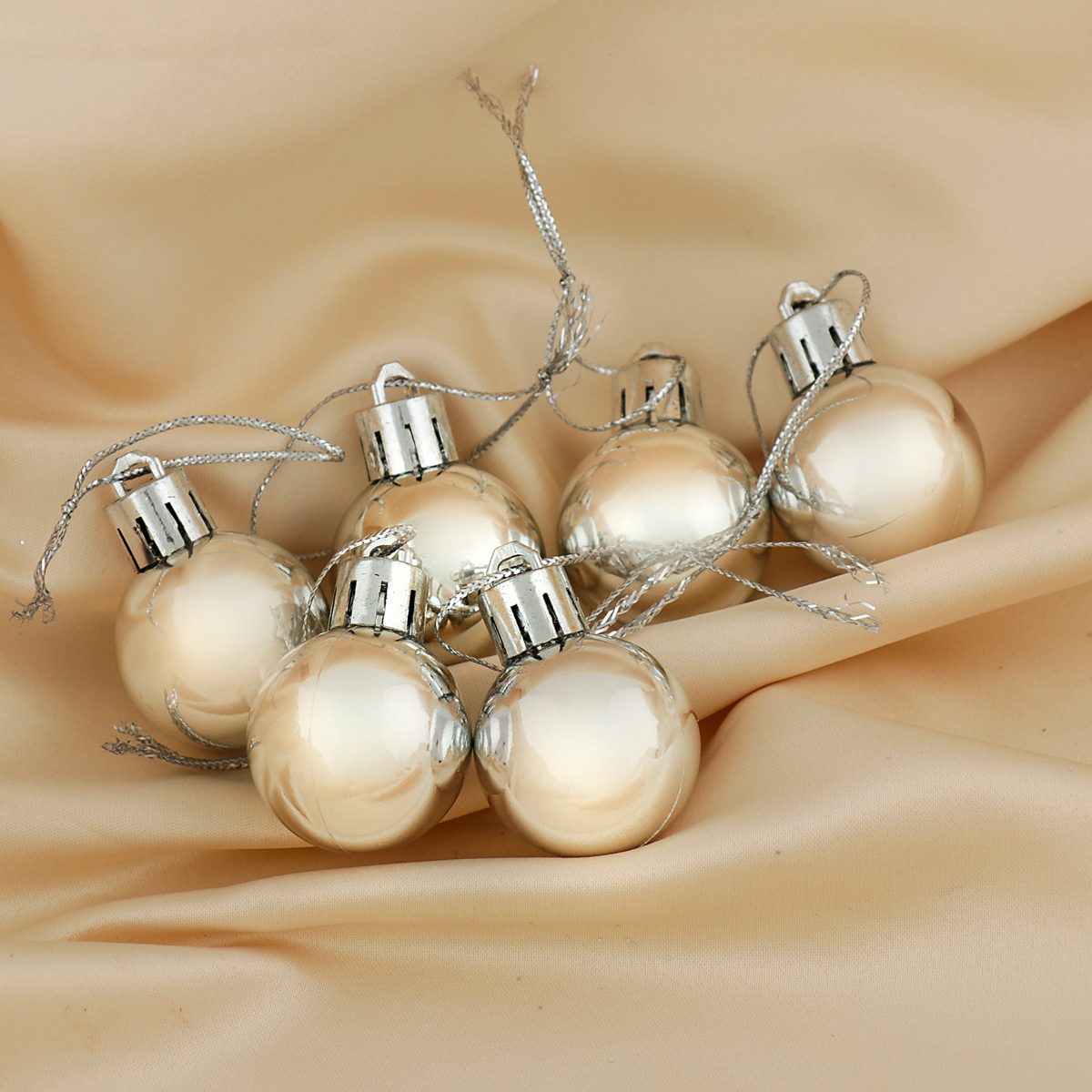 Шары новогодние d-3 см (набор 6 шт.) "глянец" серебро  "зимнее волшебство" 3505659