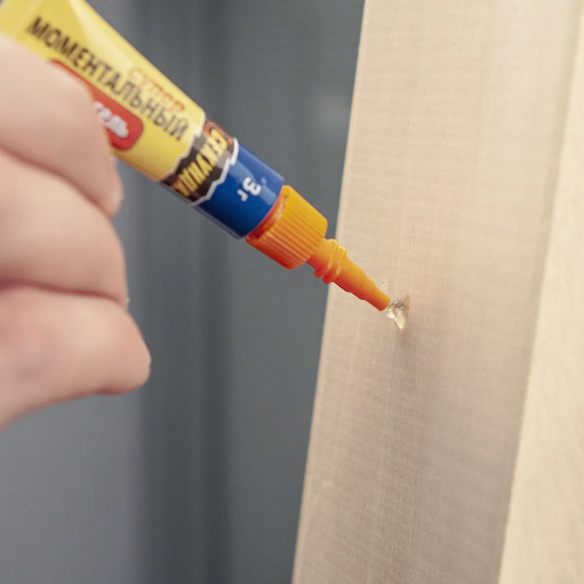 Клей "моментальный " гель 3 г на блистер-карте (12/288) "секунда" 403-176