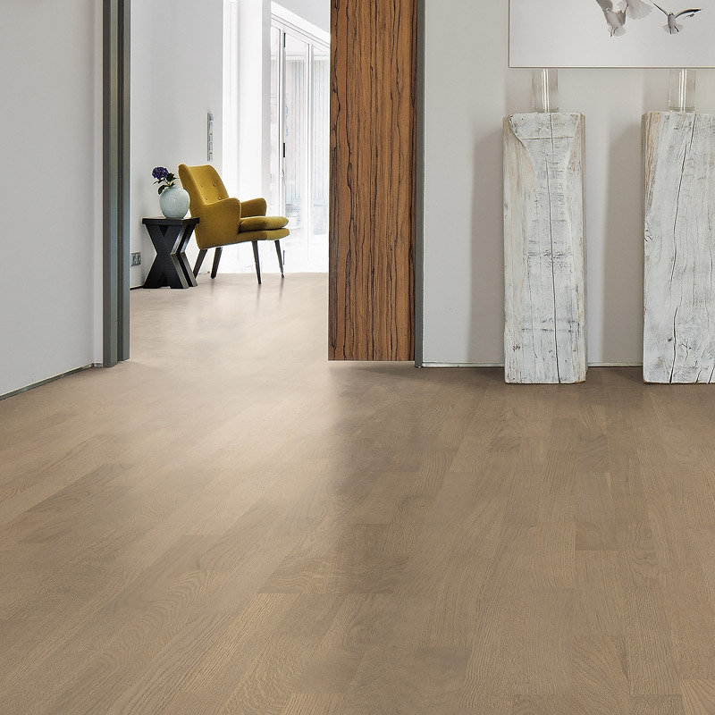 Паркетная доска Haro Series 4000 (5G) 538929 Дуб Песочно-Серый Маркант брашированный трехполосный Pm2200 x 180 x 13.5мм