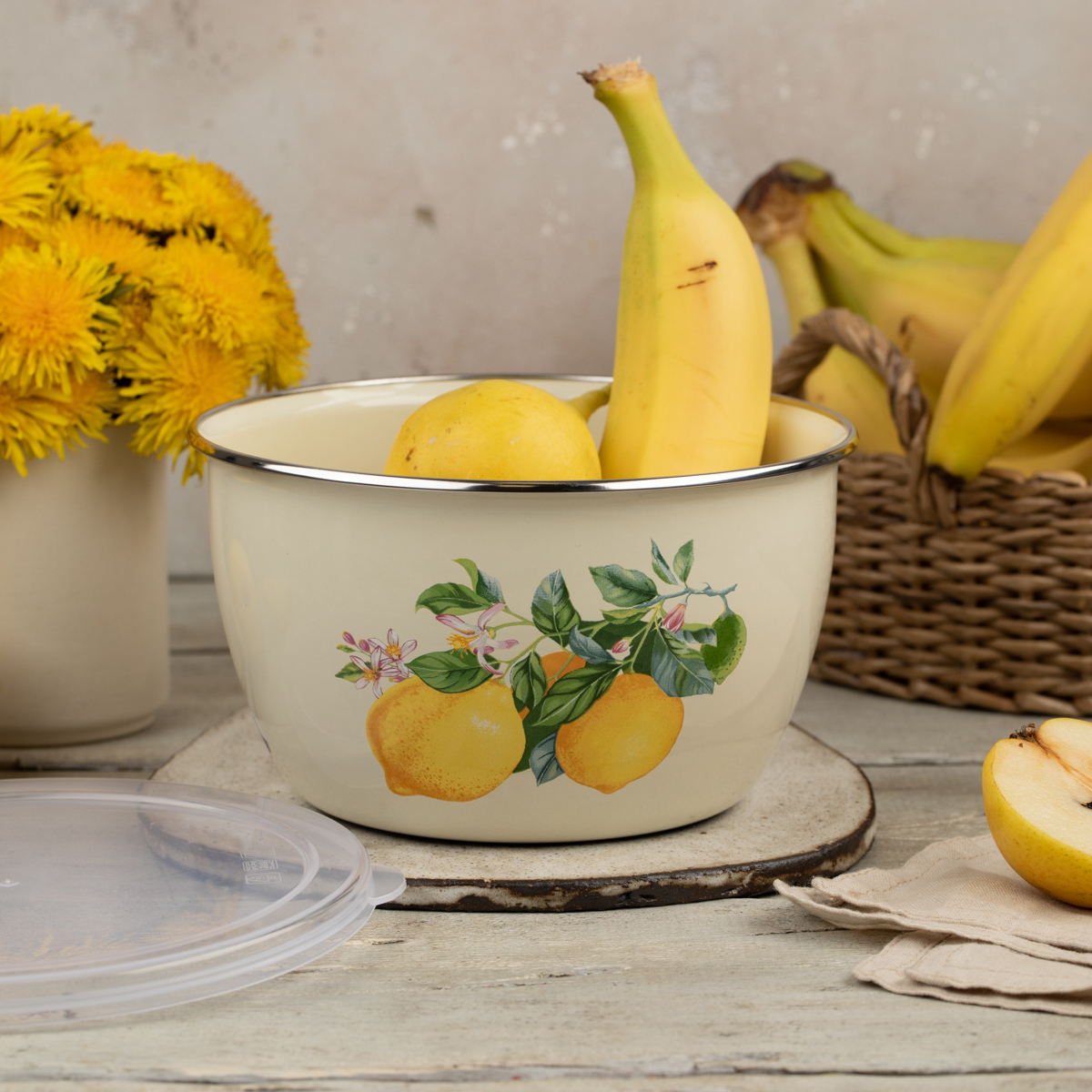 Миска эмалиров. "лимоны" 1,7 л, 16 см пласт. крышка (1/4) "metrot"