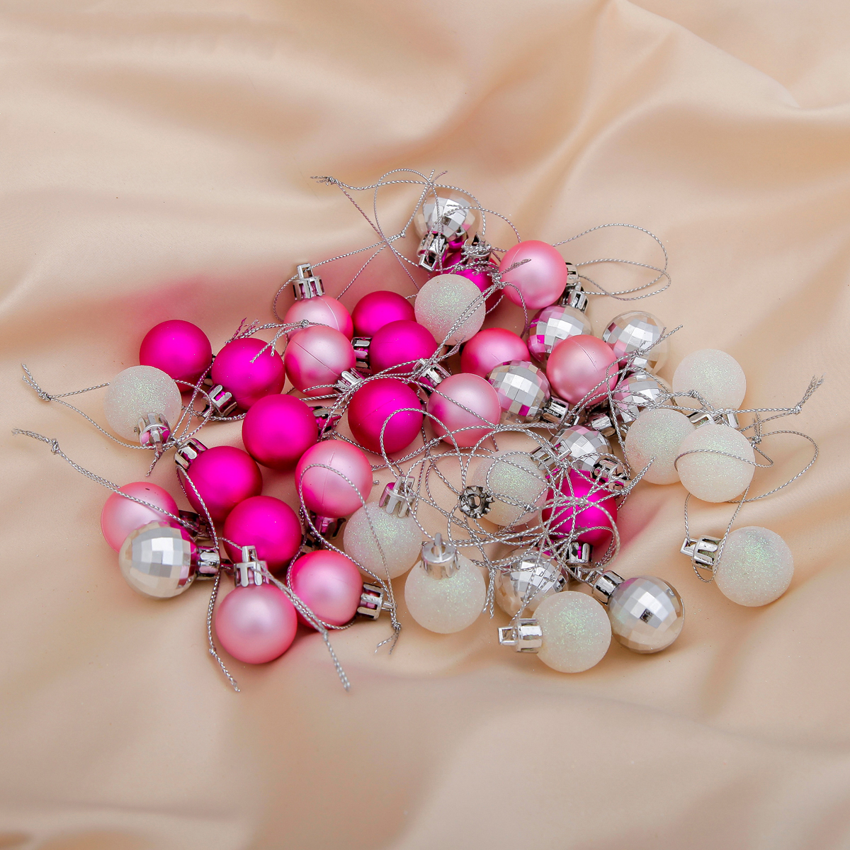 Шары новогодние d-2,5 см (набор 40 шт.) "малышки в шарике" бело-розовый 1023303