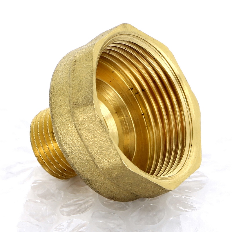 Переходник резьбовой 1"1/4 x 1" ВН латунь UNI-FITT