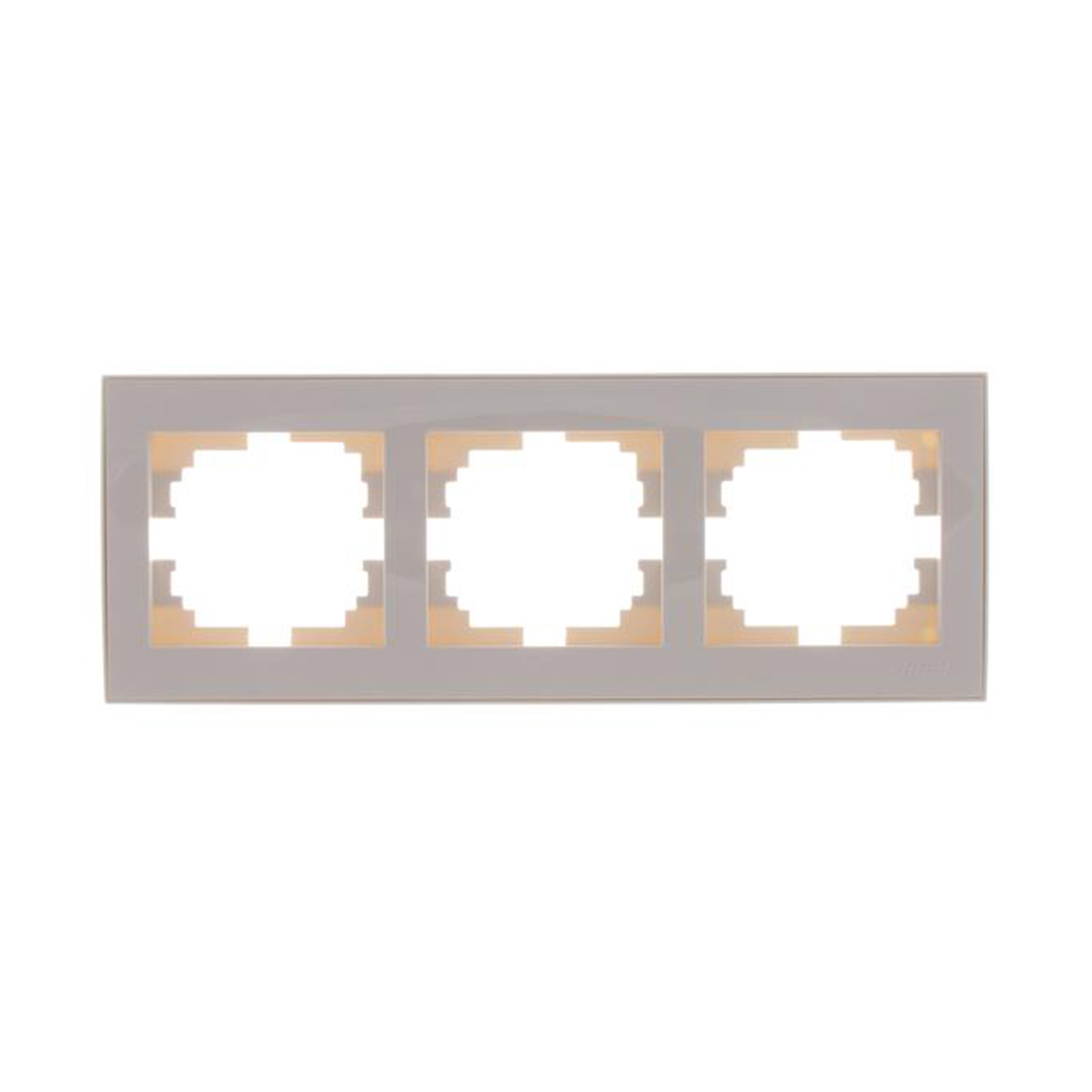 Рамка "rain" 3-х местн. горизонтальная, кремовый (1/10/120) "lezard" 703-0303-148