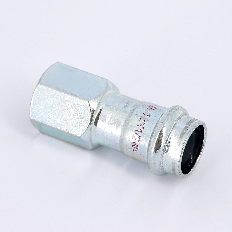 Муфта пресс-В оцинкованная сталь 18 х 1/2' IBP