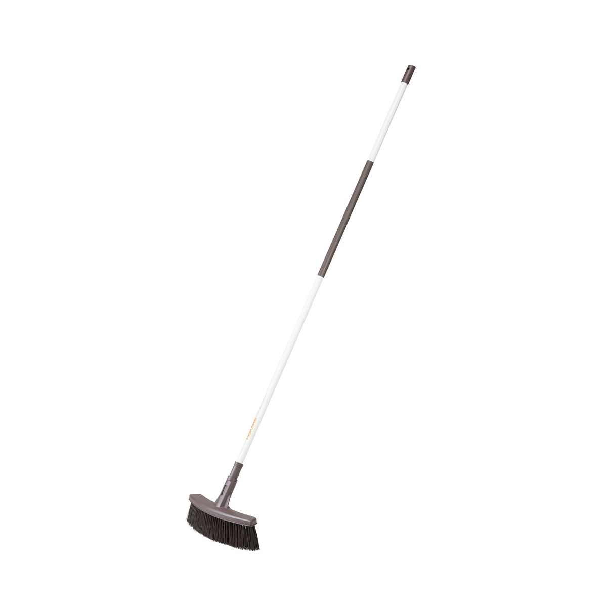 Щетка для пола облегченная с черенком (1/2) "fiskars" 1025927