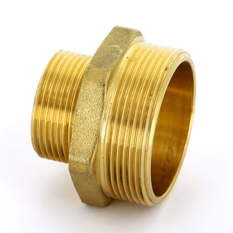 Ниппель редукция 1"1/2 x 1" (НР) латунь UNI-FITT