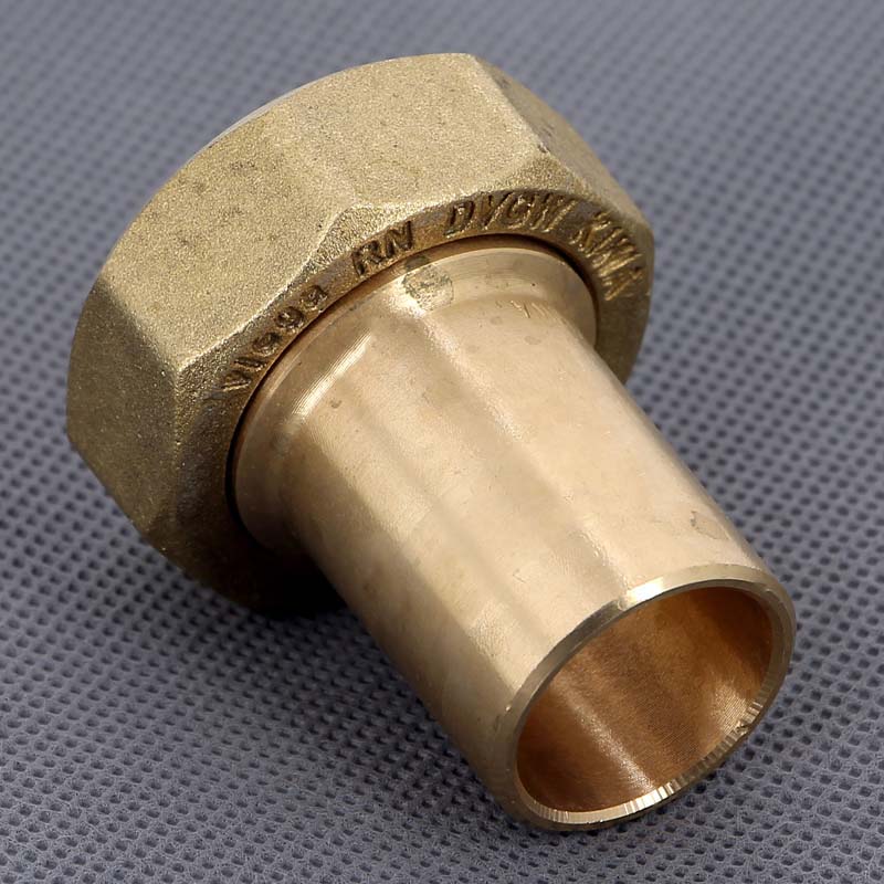 Вставка с накидной гайкой и плоской прокладкой 28x1'1/4 пресс Sanpress VIEGA