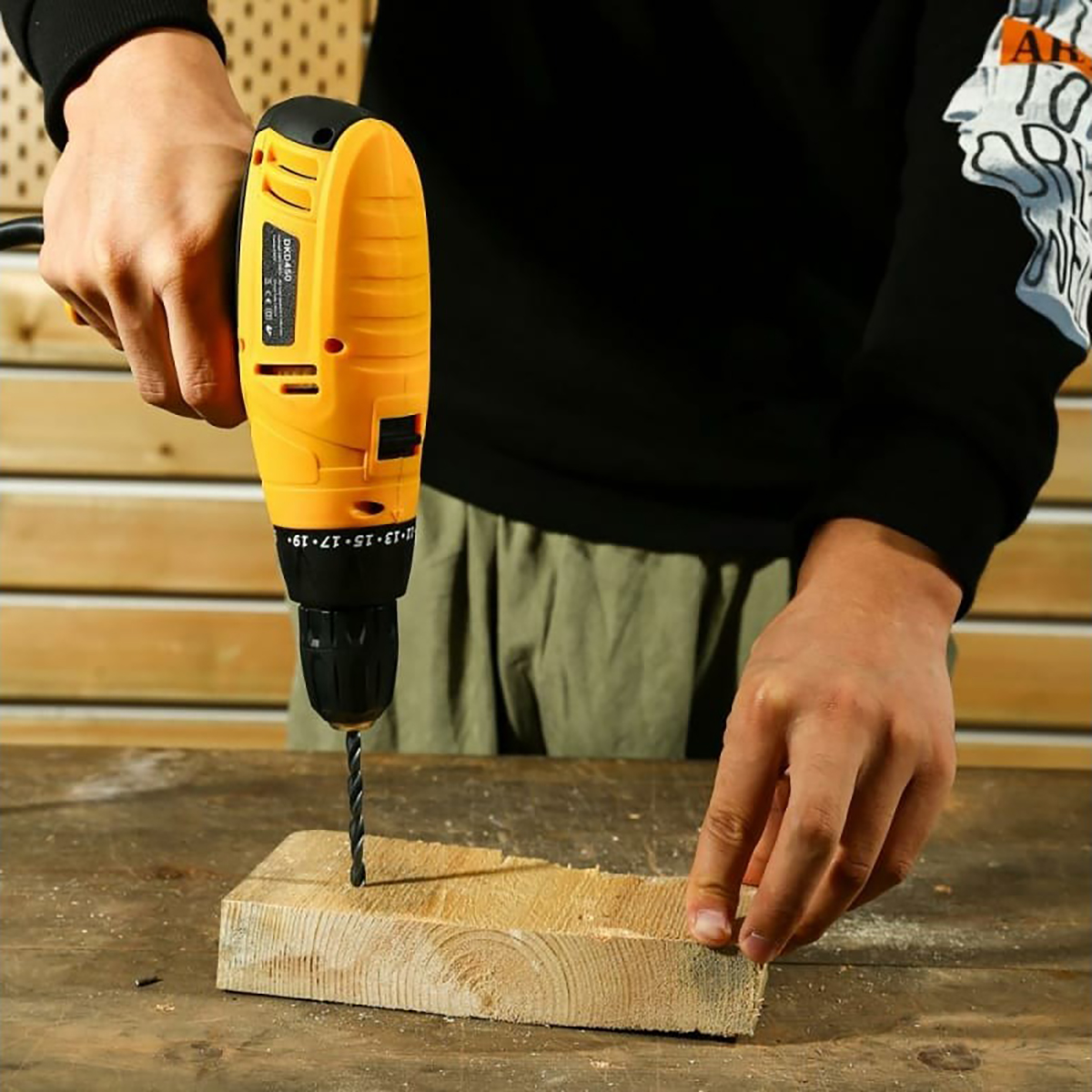 Дрель-шуруповерт dkd450 (1) "deko" 063-4280