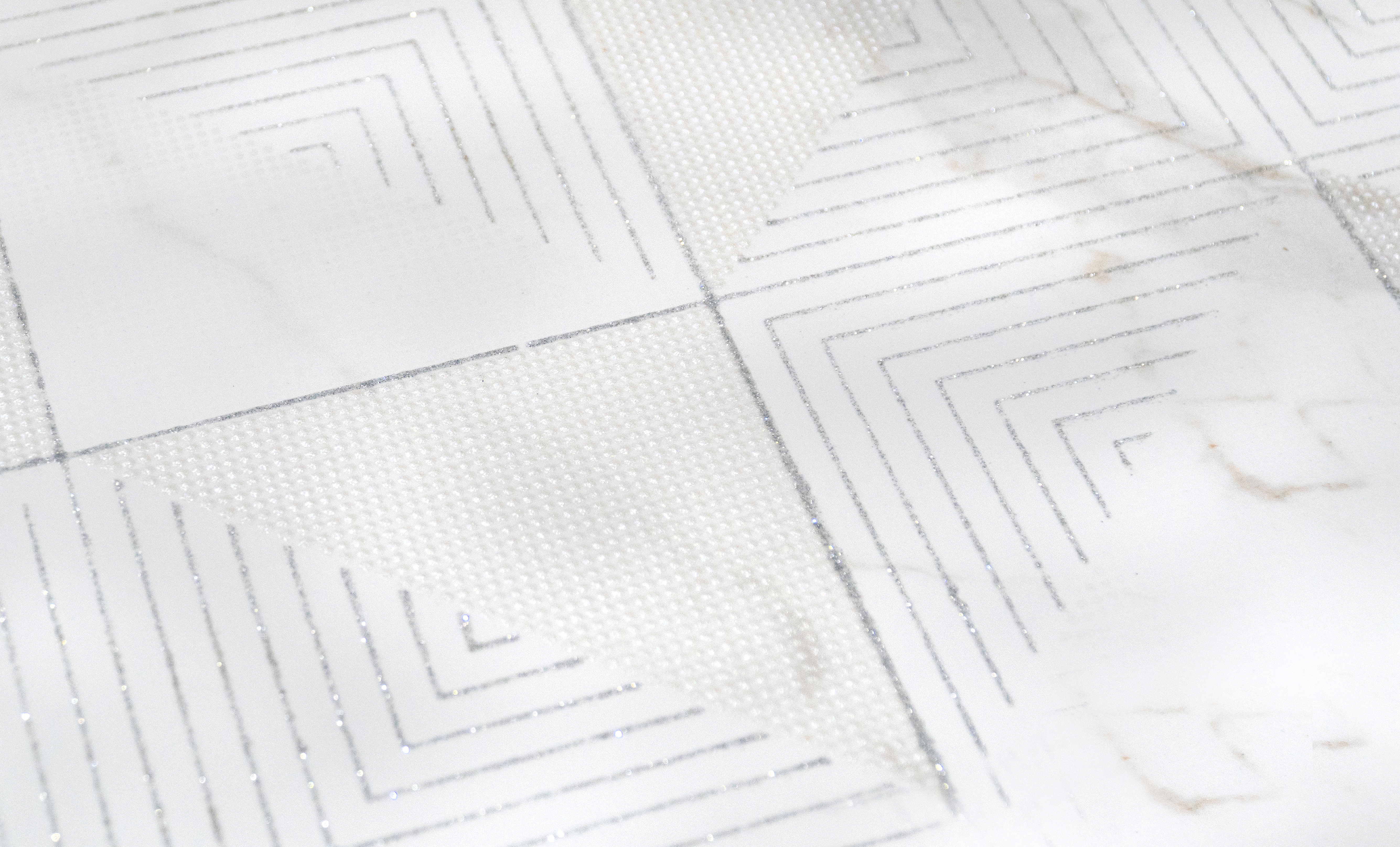 Century белый 25x75