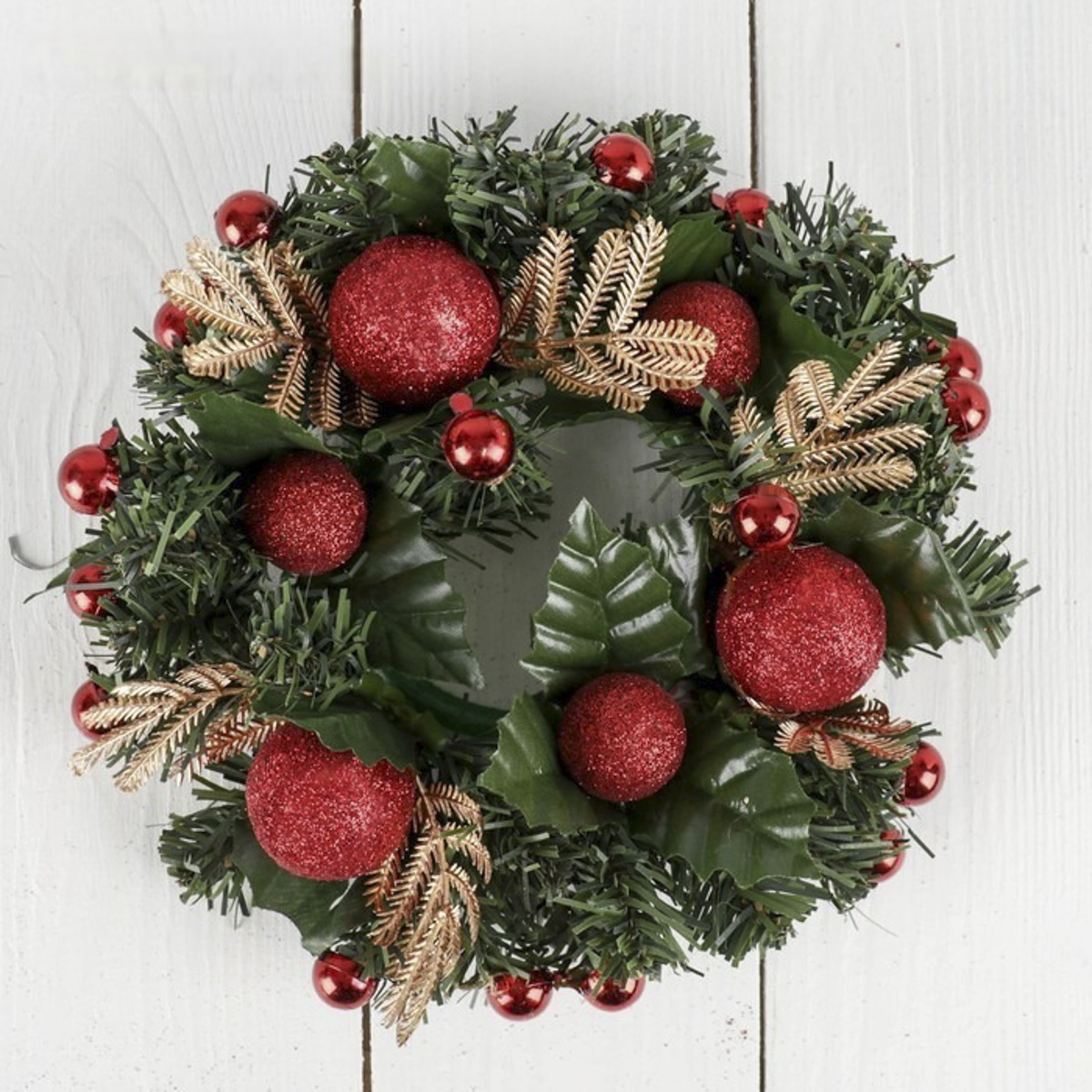 Венок новогодний "красные шарики" d-20 см (1/108) "зимнее волшебство" 1400106