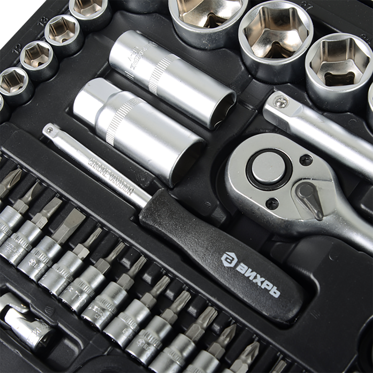 Набор инструментов для ремонта техники 82 предмета (кейс) (1/3) "вихрь"