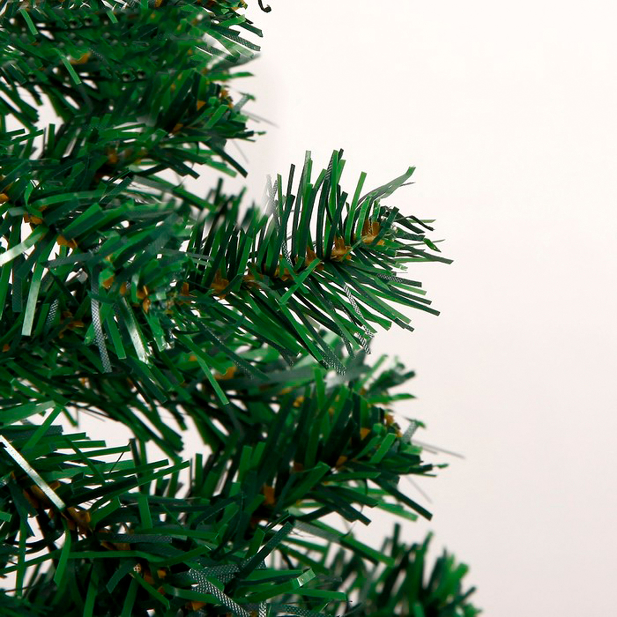 Ель декор. 90 см, 90 веток (зеленая) "зимнее волшебство" 701416