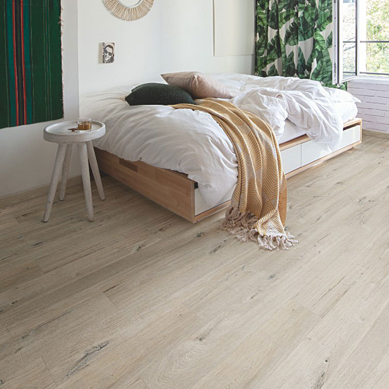 ПВХ-плитка Quick-Step QS LIVYN Pulse Click Plus PUCP 40200 Дуб хлопковый белый