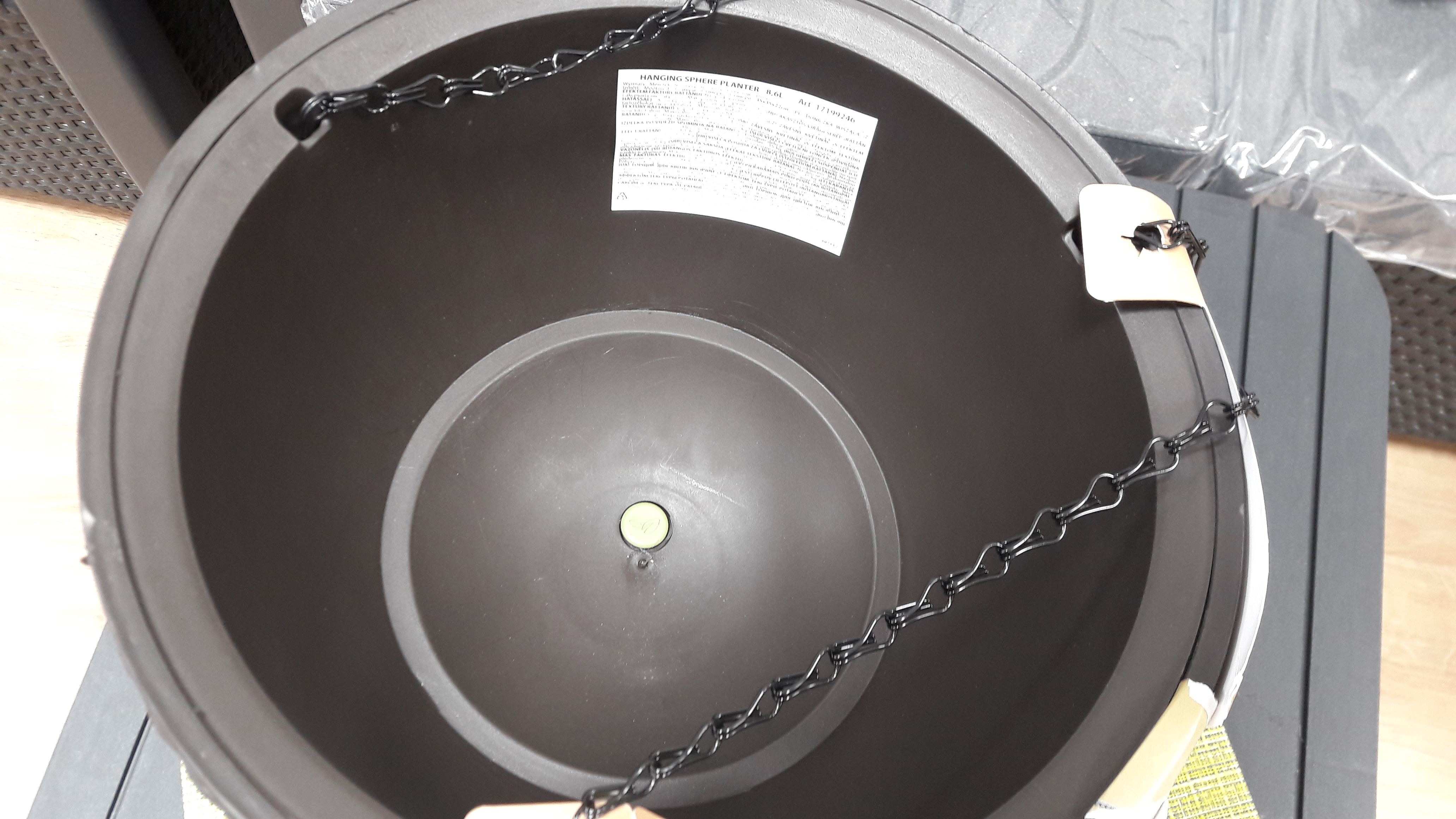 Подвесное кашпо под ротанг (Keter Rattan Hanging) коричневый