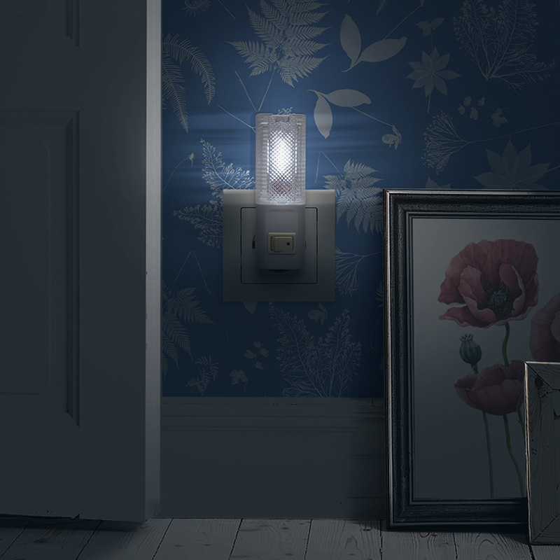 Ночник светодиод. "proconnect" с выключателем, белое свечение (1/100) 75-0303