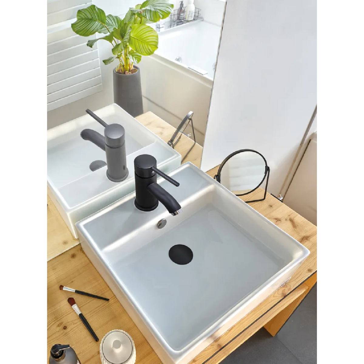 Выпуск "free flow" латунный 1 1/4" крышка d=63 мм без перелива, l100 мм (черный) (1/32) "wirquin"