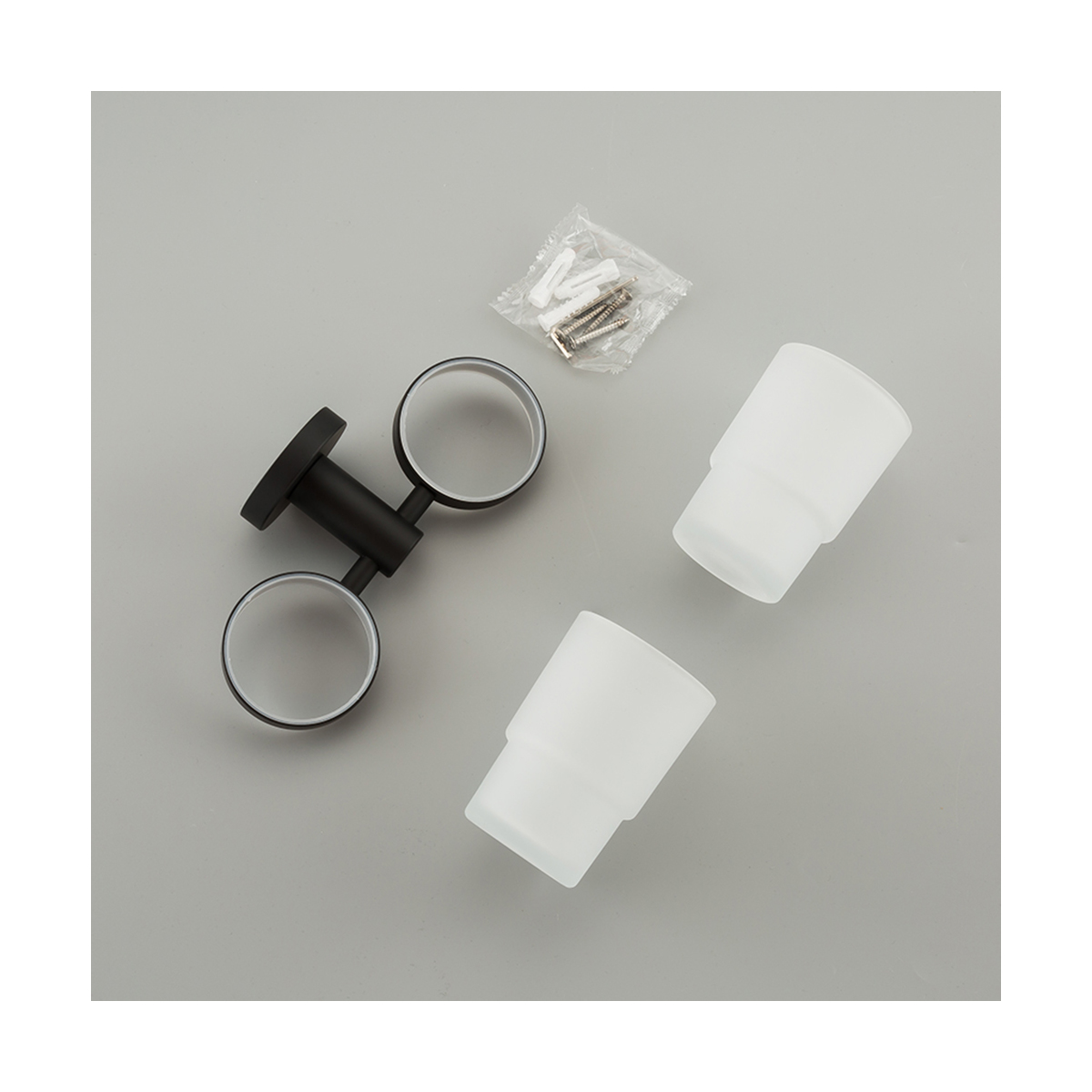 Стаканы для ванной комнаты 2 шт. с держателем f30208, черный (1/20) "frap"