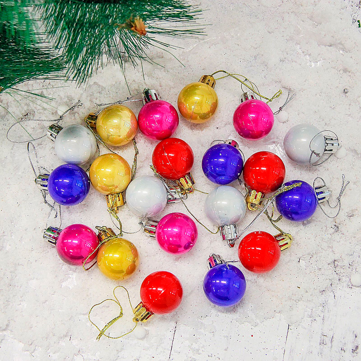 Шары новогодние d-2,5 см (набор 20 шт.) "глянец" цвет микс  "зимнее волшебство" 2178134