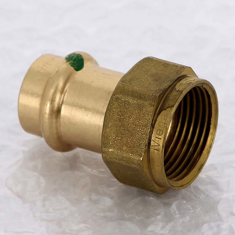 Муфта пресс-В с накидной гайкой и плоским уплотнением 18x3/4' Sanpress VIEGA