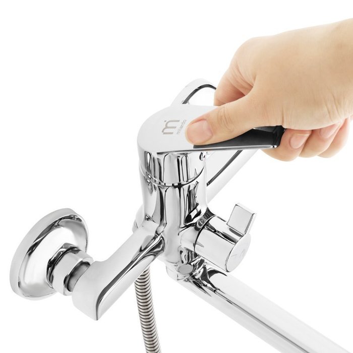 Смеситель для ванн  nelson  длинный излив (1/8) "milardo" nelsblcm10