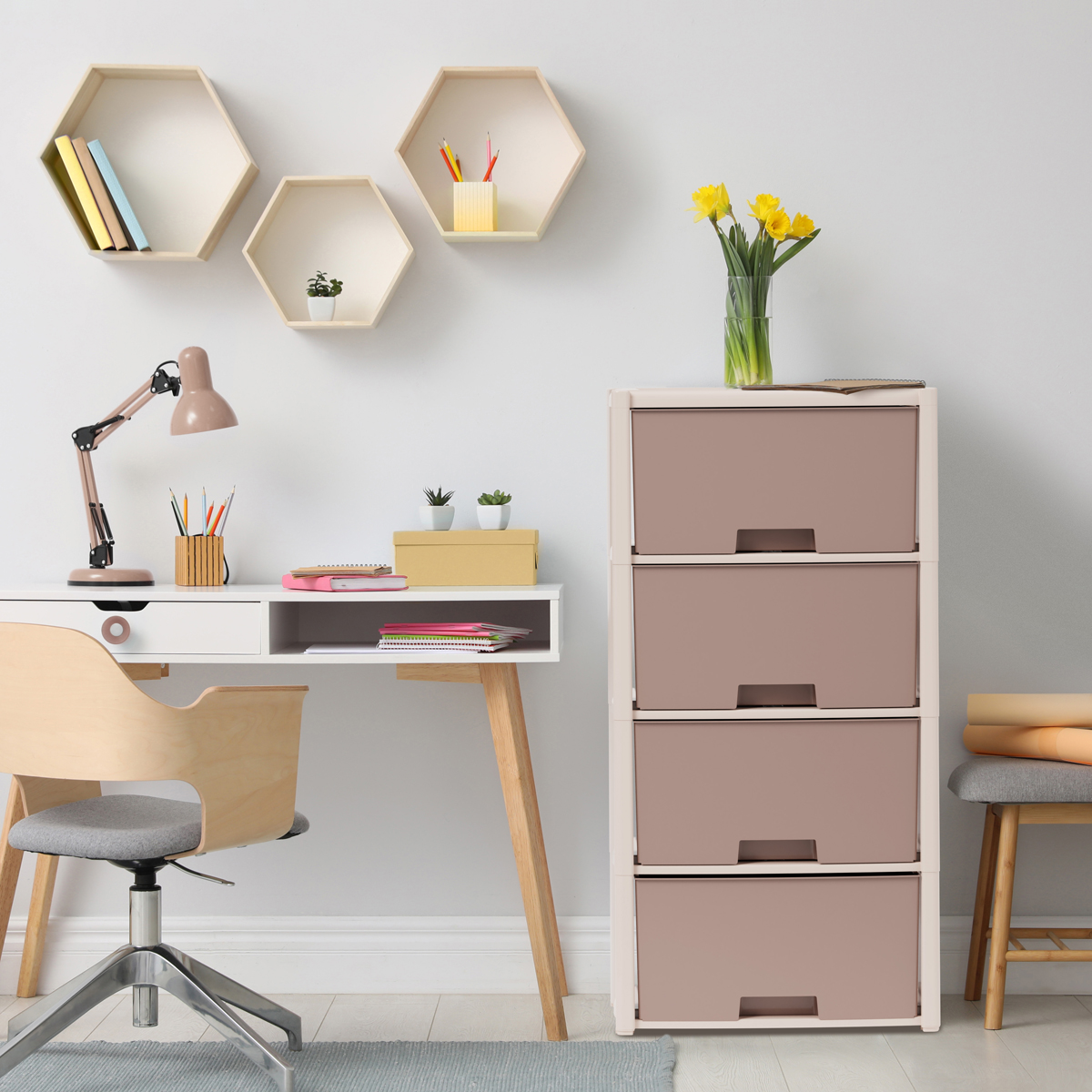 Комод "колорит" 4-х секционный (бежевый) (1) "альтернатива" м7834